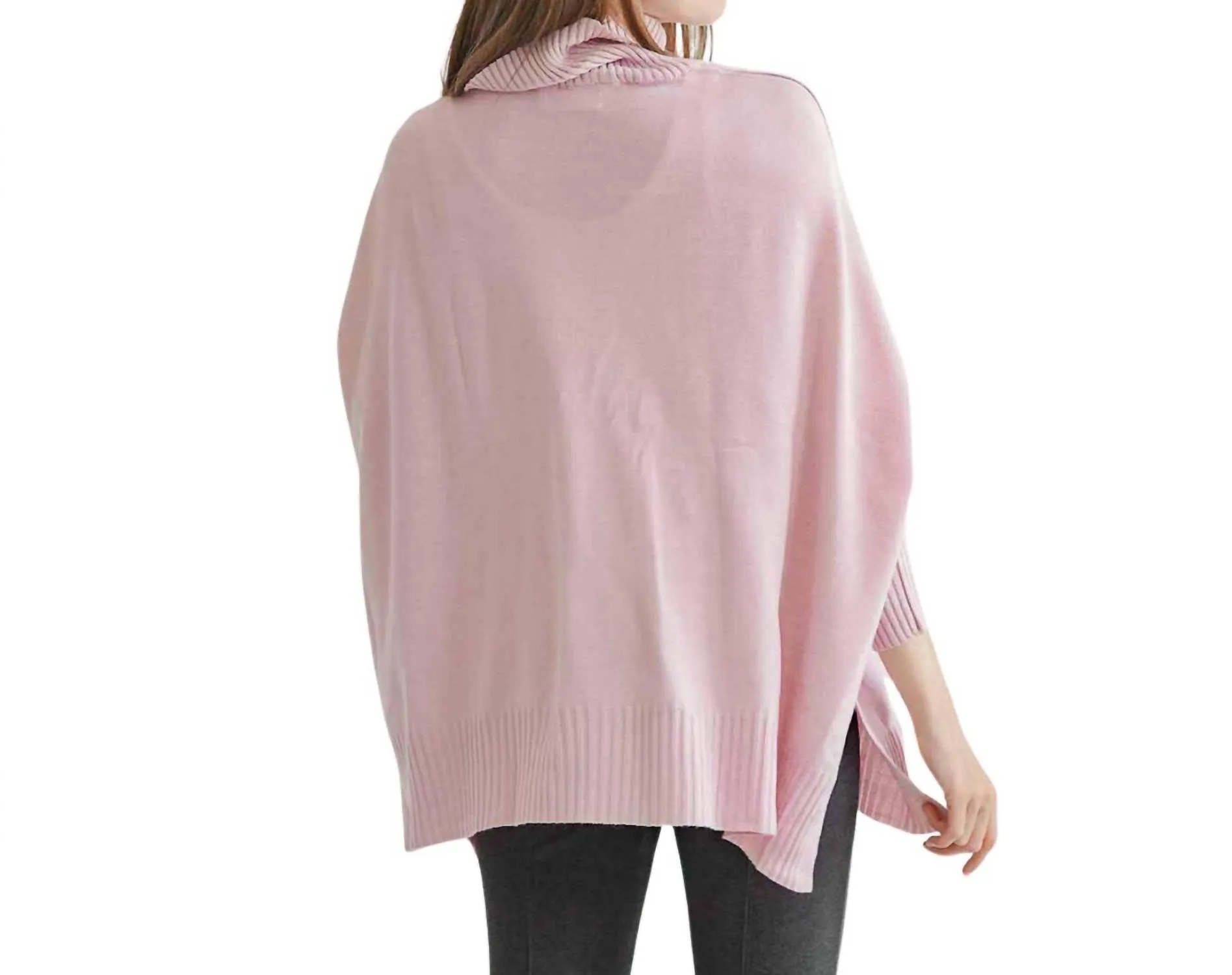 Aberdeen Traveler Cable Front Pullover in Rosa
