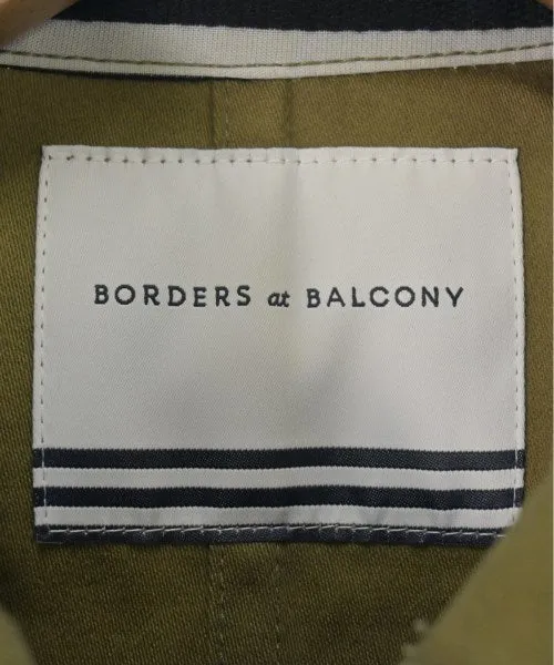 BORDERS auf BALCONY Militärjacken