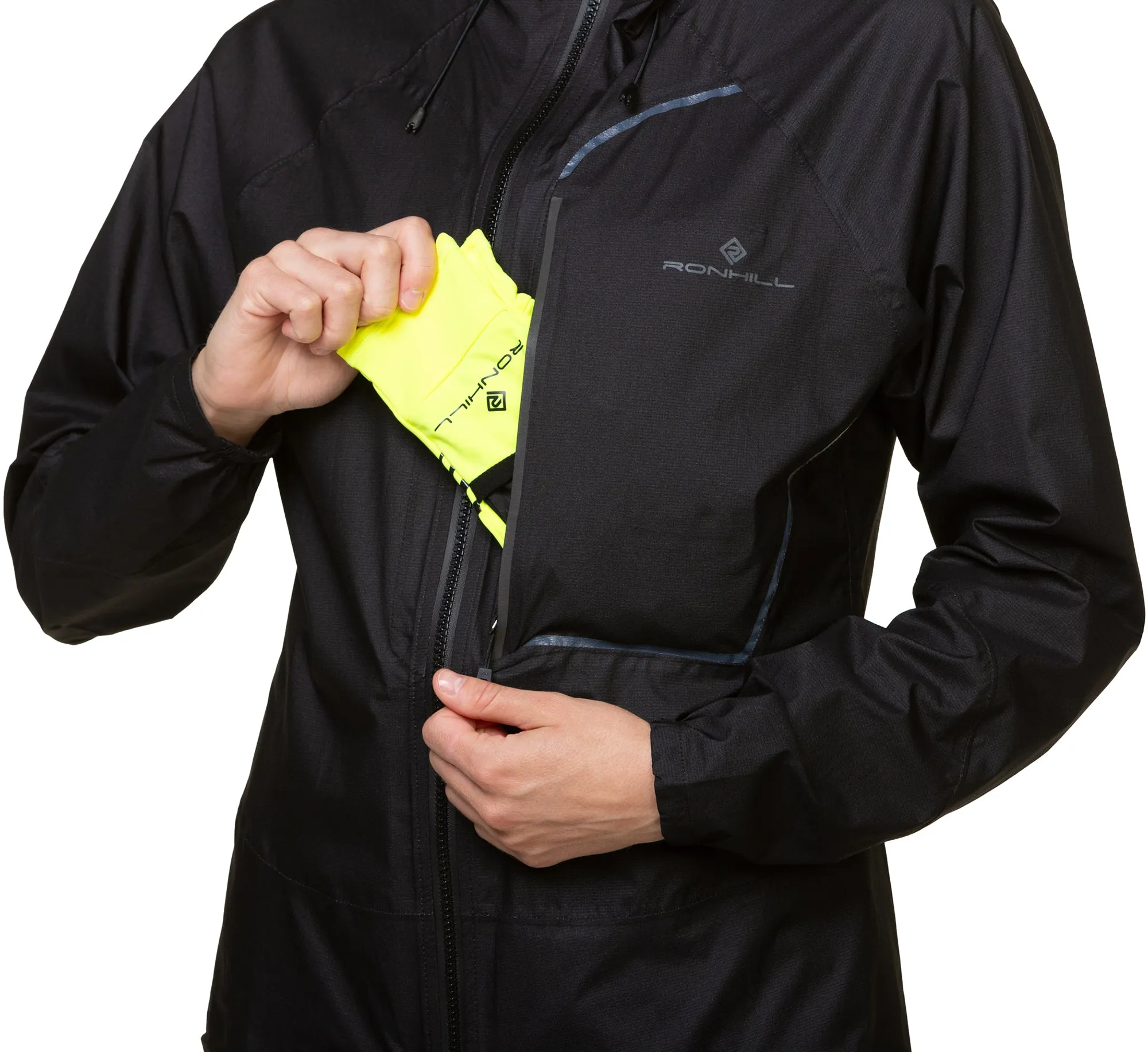 Bekleidung Ronhill Damen Ronhill Tech Fortify Wasserdichte Laufjacke für Damen - Schwarz