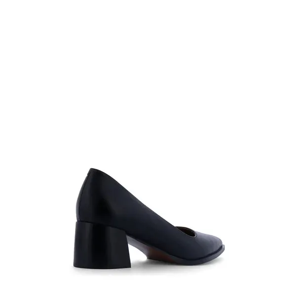 EOS Auris Schwarze Schuhe_Eos