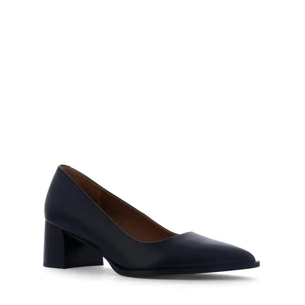 EOS Auris Schwarze Schuhe_Eos