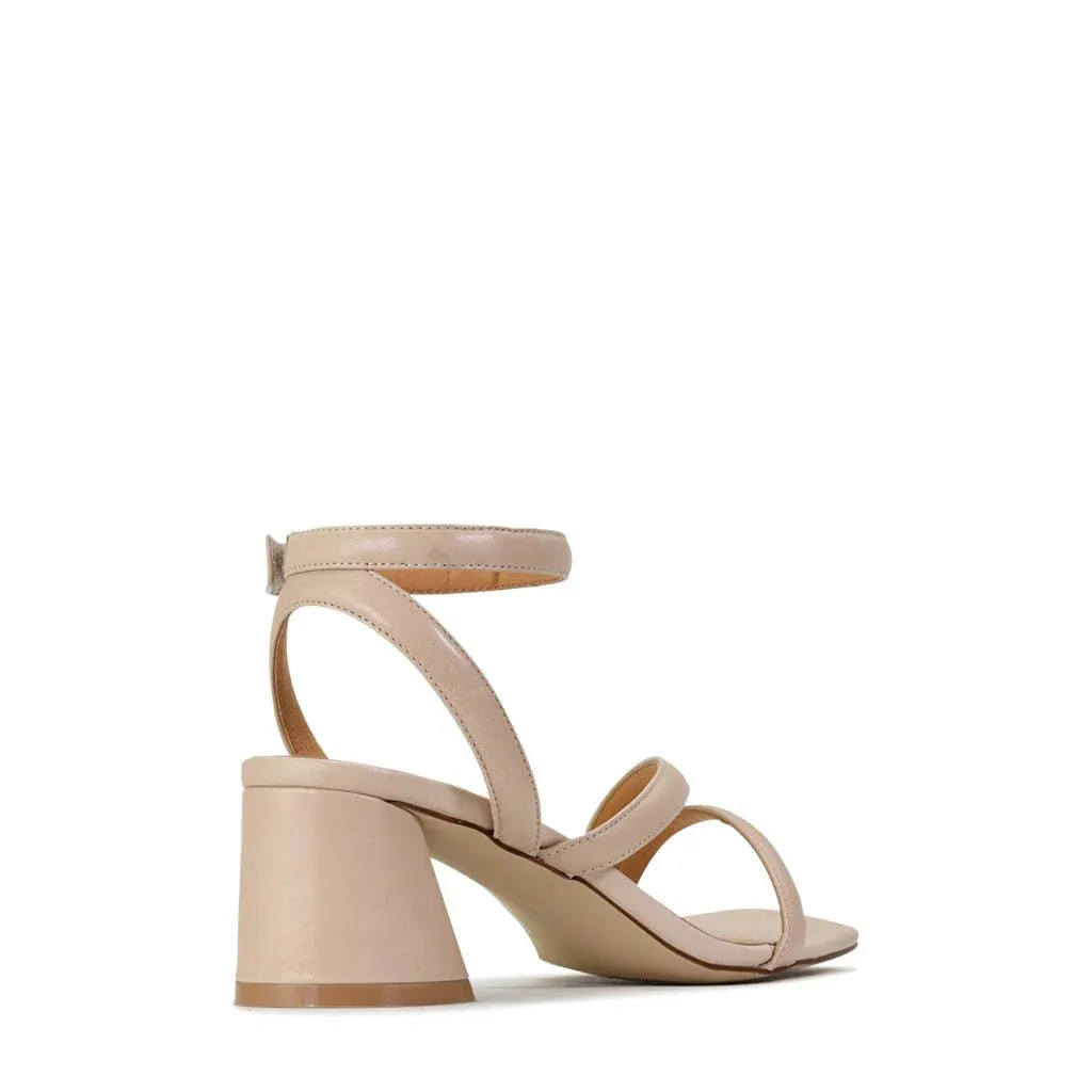 EOS Petricia Nackte Schuhe_Eos