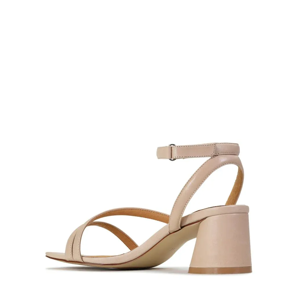 EOS Petricia Nackte Schuhe_Eos