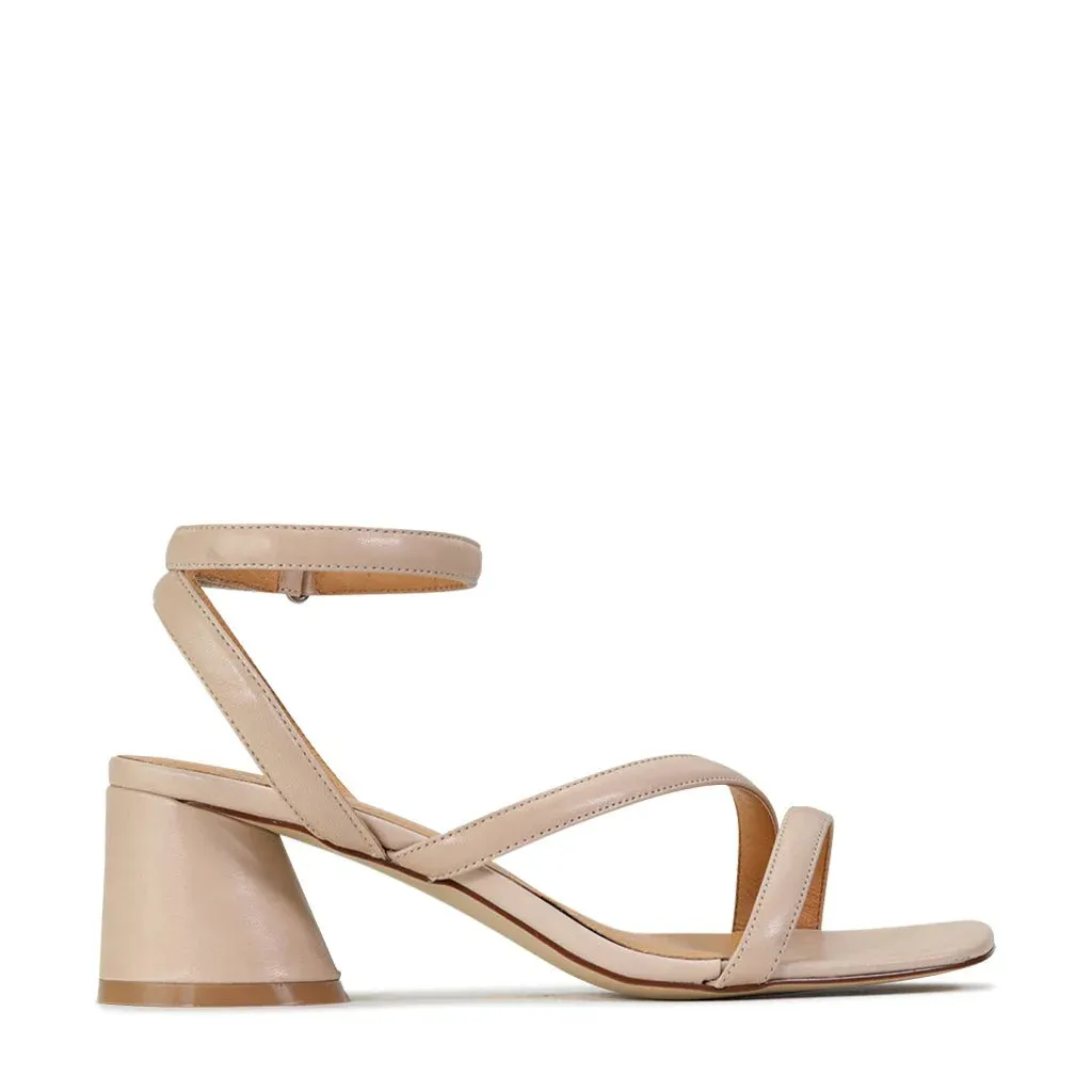 EOS Petricia Nackte Schuhe_Eos