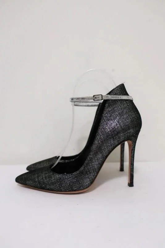 Gianvito Rossi Pumps mit hohem Rücken und Knöchelriemen Schwarz/Silber Metallic Wildleder Größe 36.5