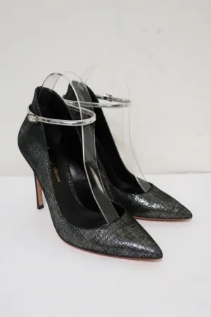 Gianvito Rossi Pumps mit hohem Rücken und Knöchelriemen Schwarz/Silber Metallic Wildleder Größe 36.5