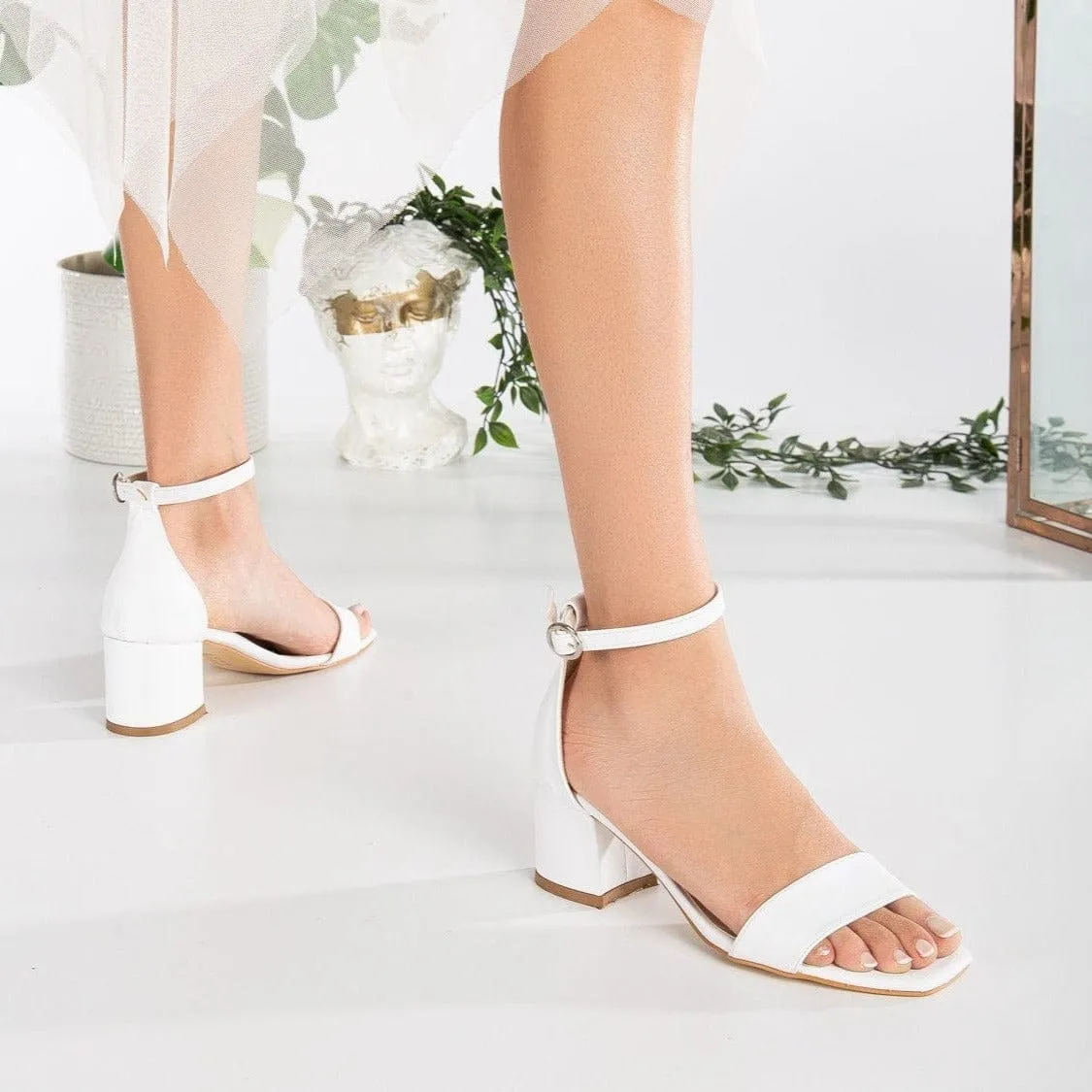 Iva Vegan-Leder Low Heel | Weiß