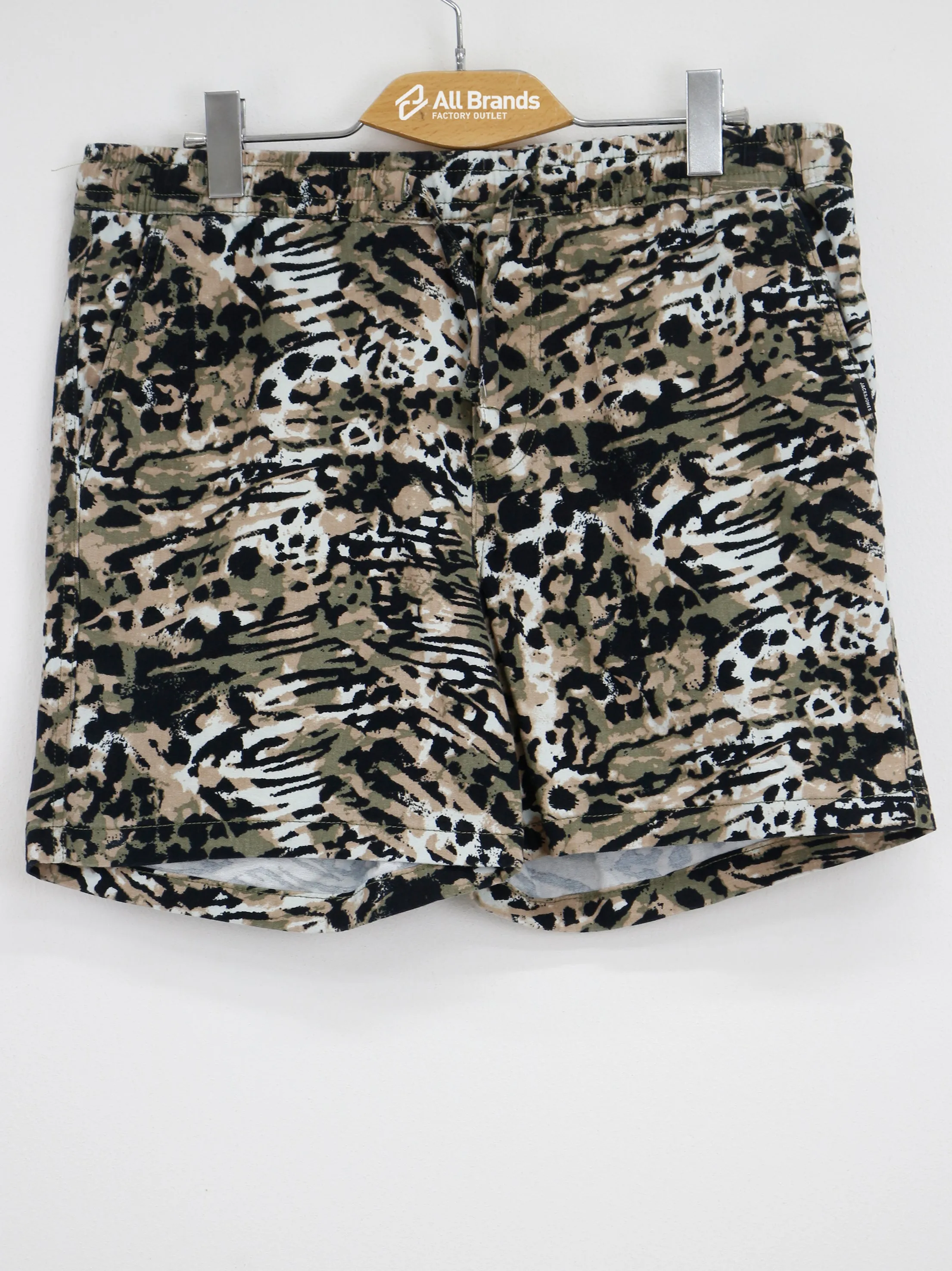 Herren Kurzshort mit Tierprint und Kordelzug, Mehrfarbig