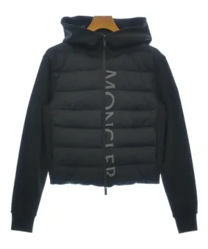 MONCLER Daunenjacken/Westen