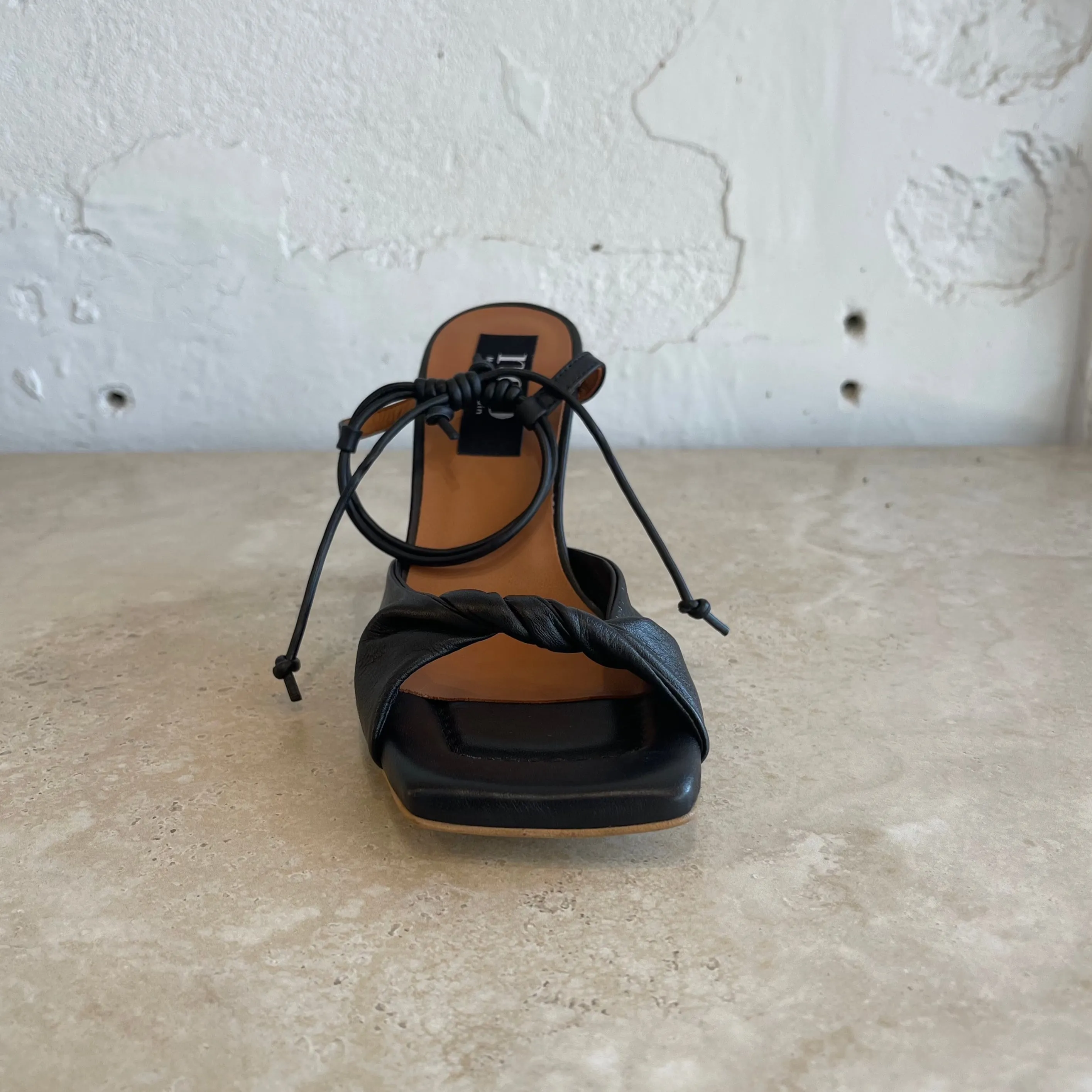 Neo 23055 Schwarz - LETZTES PAAR Größe 36 Schuhe_Neo