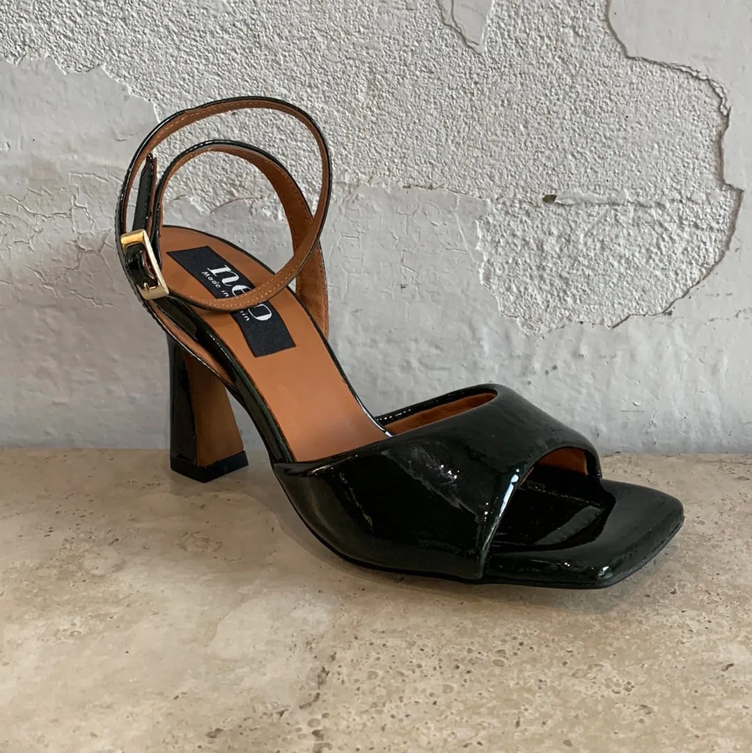 Neo 23598 Grüne Patent-Schuhe_Neo