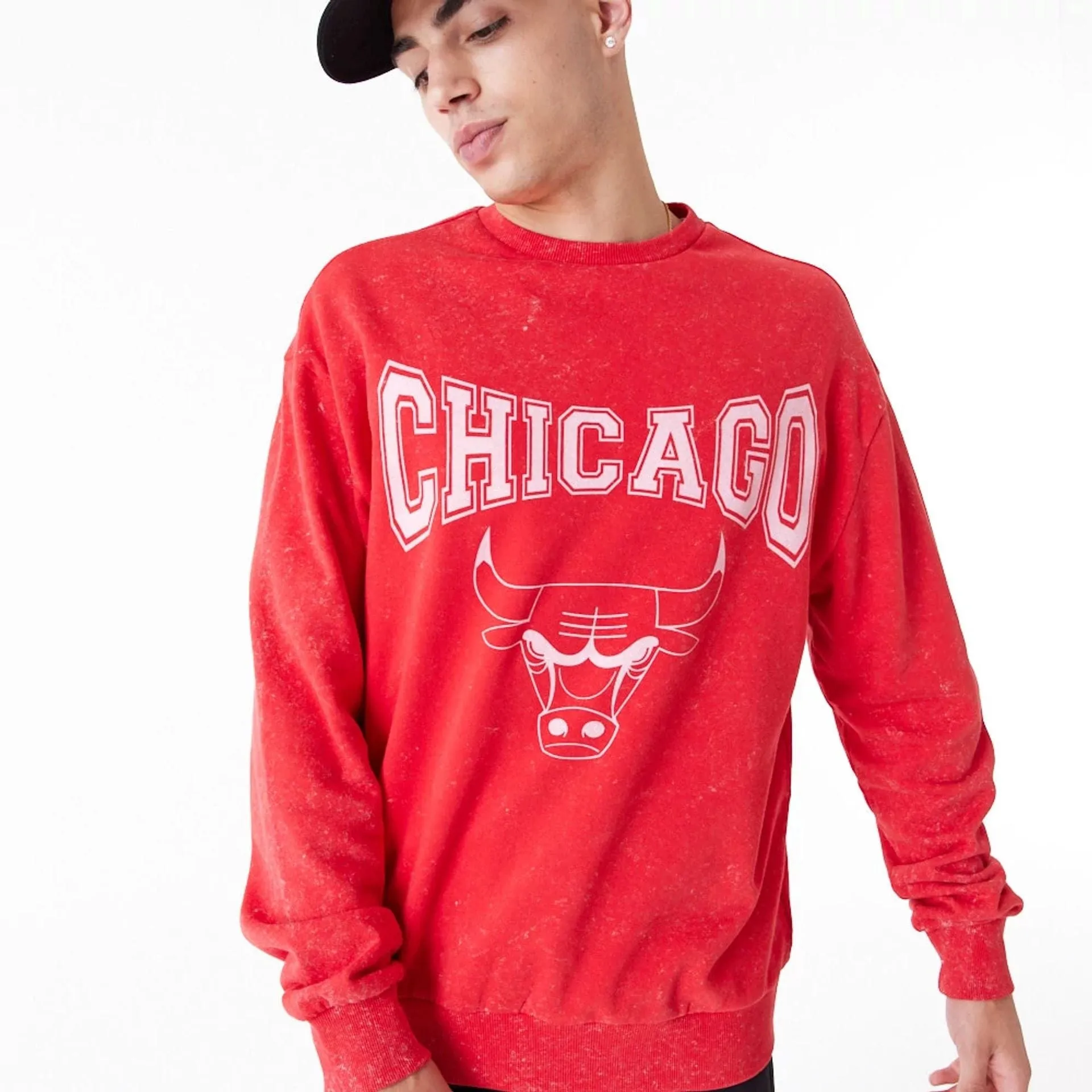 New Era Sweatshirts und Hoodies Chicago Bulls NBA Gewaschener Roter Crewneck Sweatshirt