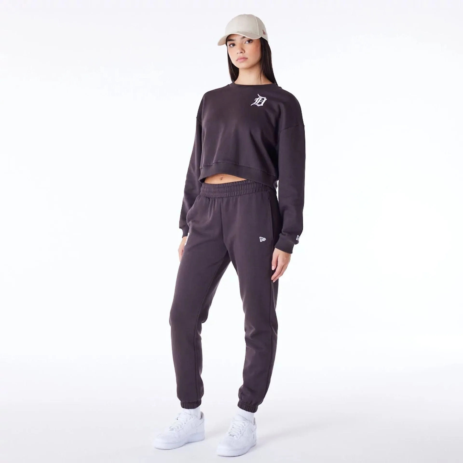 New Era Sweatshirts und Hoodies Detroit Tigers Damen MLB League Essential Dunkelbraun Crop Crewneck Sweatshirt