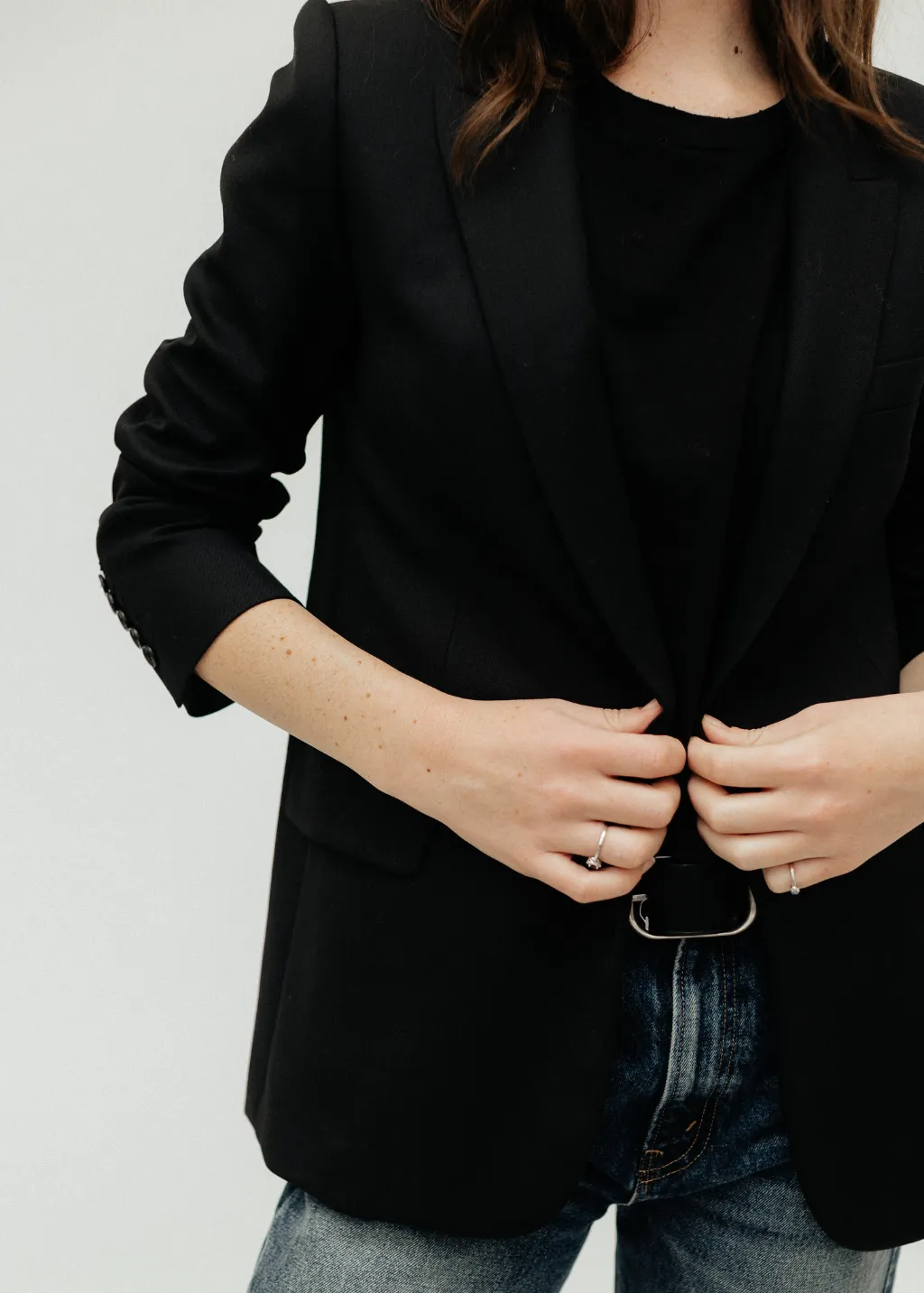 Nili Lotan Diane Blazer in schwarzer Kleidung_nili-lotan