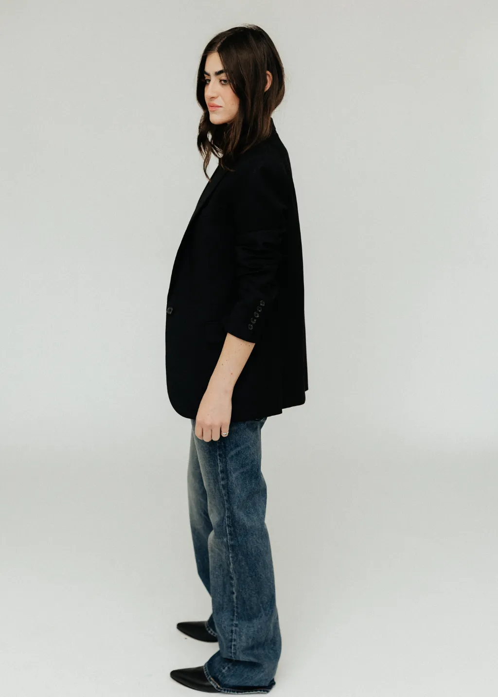 Nili Lotan Diane Blazer in schwarzer Kleidung_nili-lotan