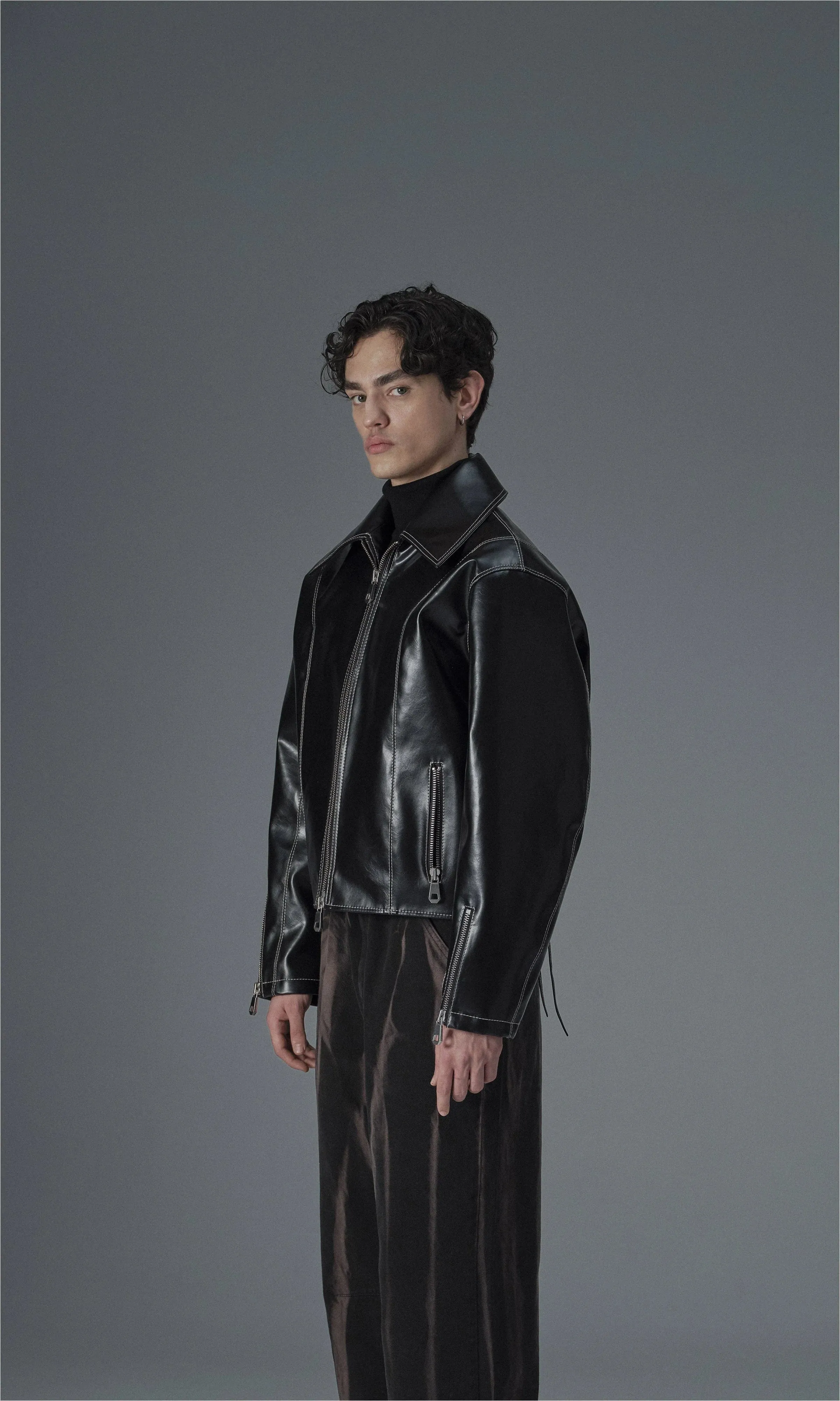 Robin Unisex Vegane Oliven-Lederjacke | Schwarz