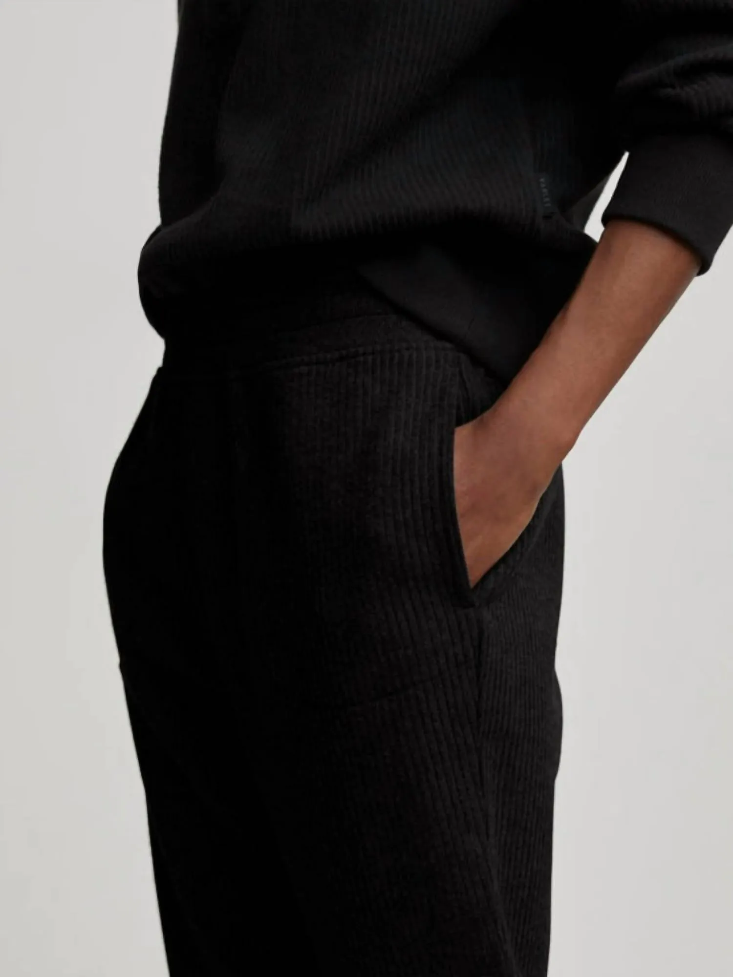 Russell Sweathose In Schwarz