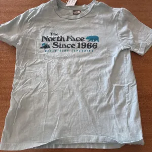 The North Face The North Face - Jugend T-Shirt - UVP 35 $: Hellblau - Kinder - 10/12J