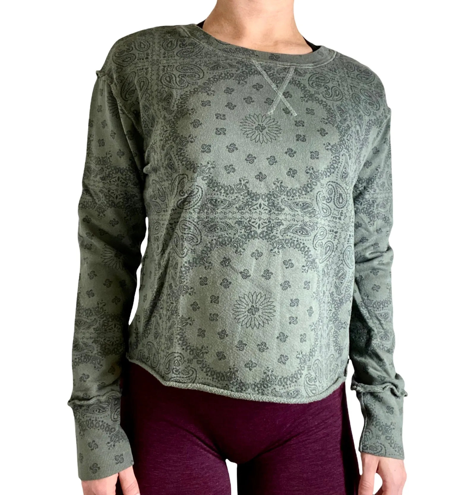 TLA Grünes Bandana Crewneck
