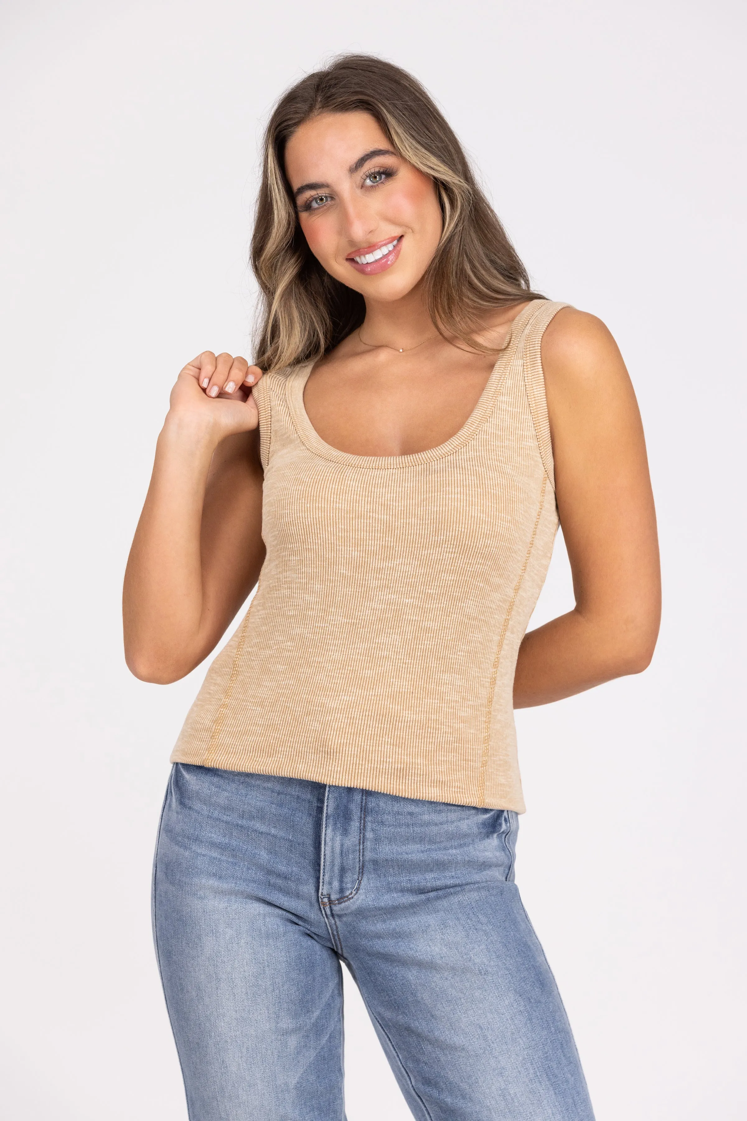 Walk That Walk Damen Rippen Slim-Fit Schicht-Top *Endgültiger Verkauf*