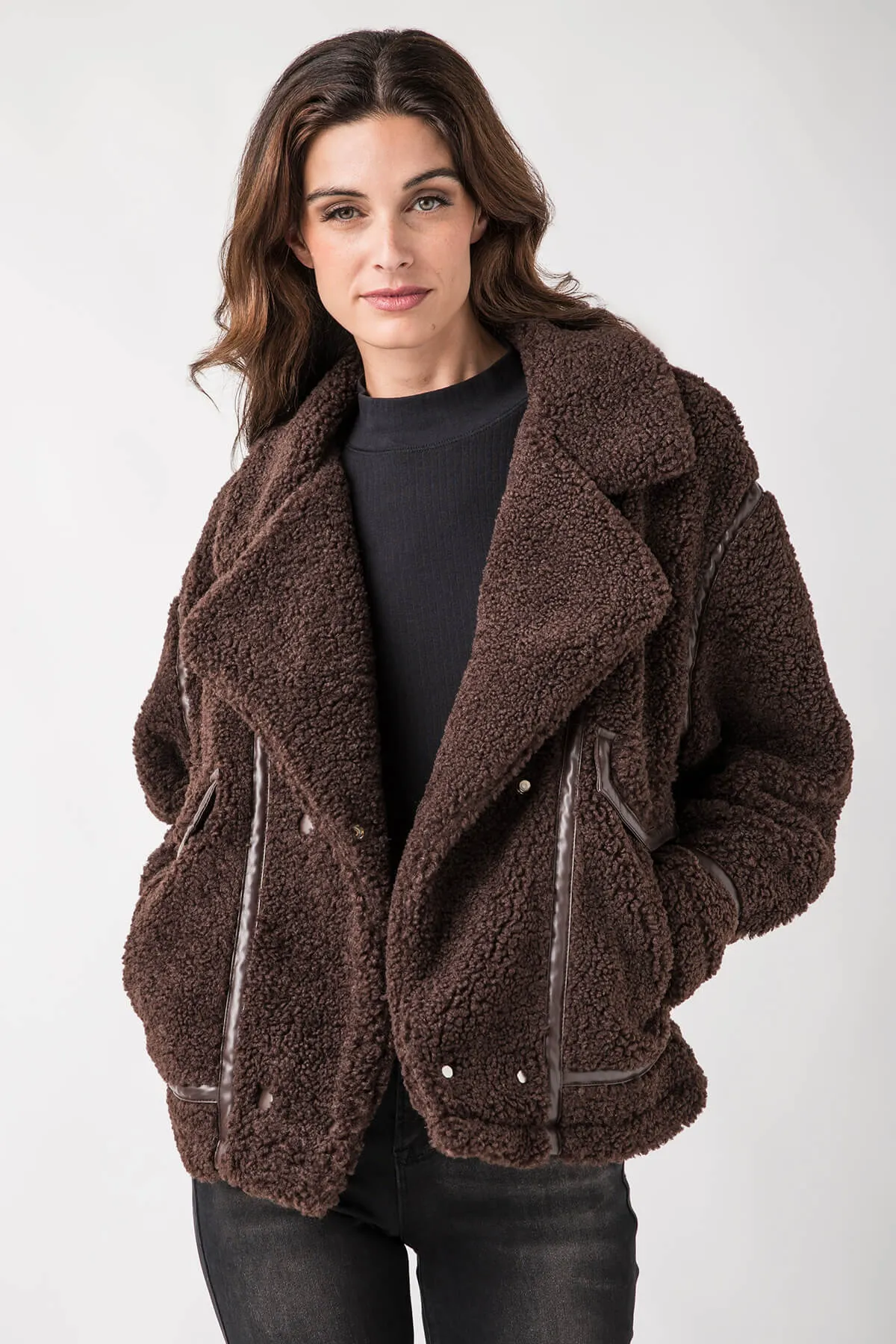 Z Supply Ari Sherpa Mantel